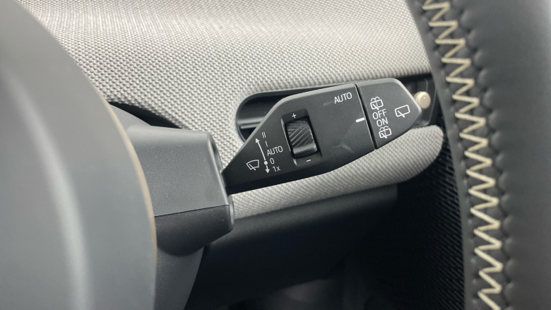 MINI Cooper 135kW E Exclusive [Level 2] 41kWh 3dr Auto Electric Hatchback